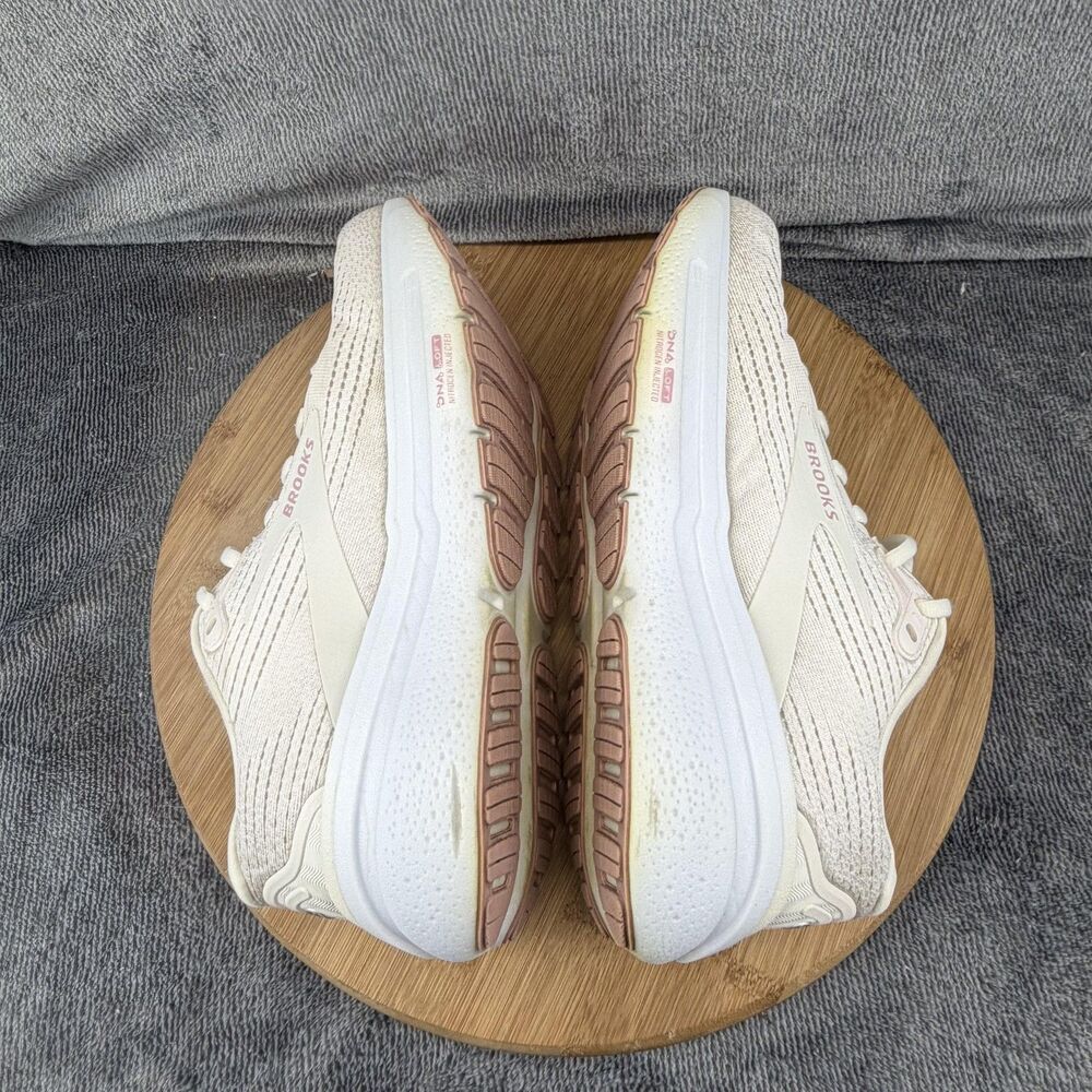 Brooks Ghost Max 2 Shoes Womens Size 8 White Mesh Running Sneakers 1204201B190 - Picture 8 of 12